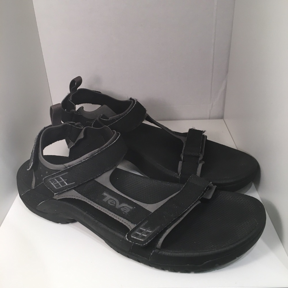 Teva Sandals Size 13 SB-J